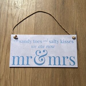 Blue and White 'Mr & Mrs' Hanging Sign